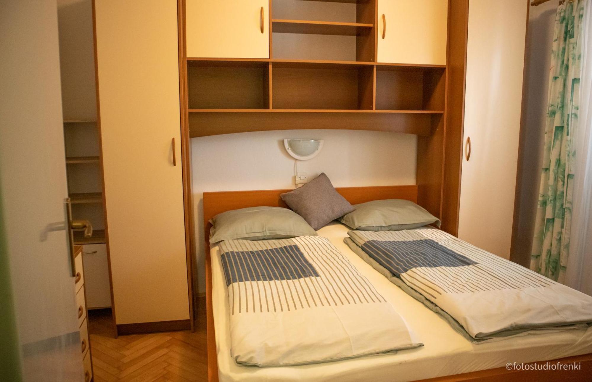 Guesthouse Marija Lopar Esterno foto